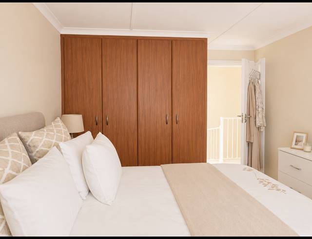 3 BEDROOM TOWNHOUSE FOR SALE IN MORNINGSIDE